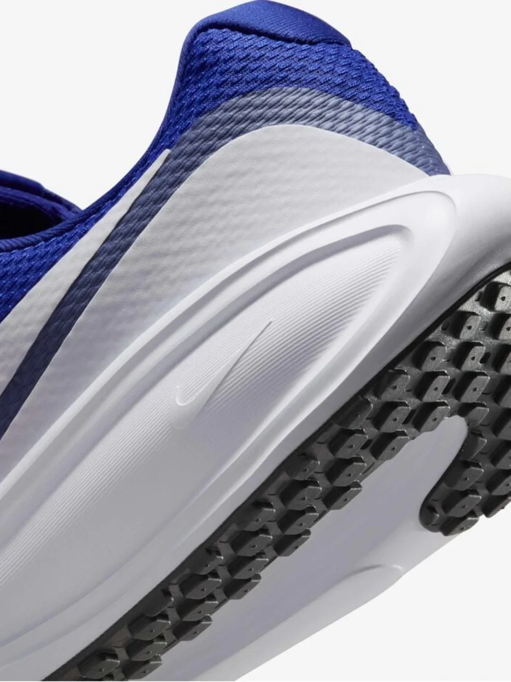 Nike Women’s Revolution 8 Comfort Footbed Running Shoes Size 9.5 Sneakers